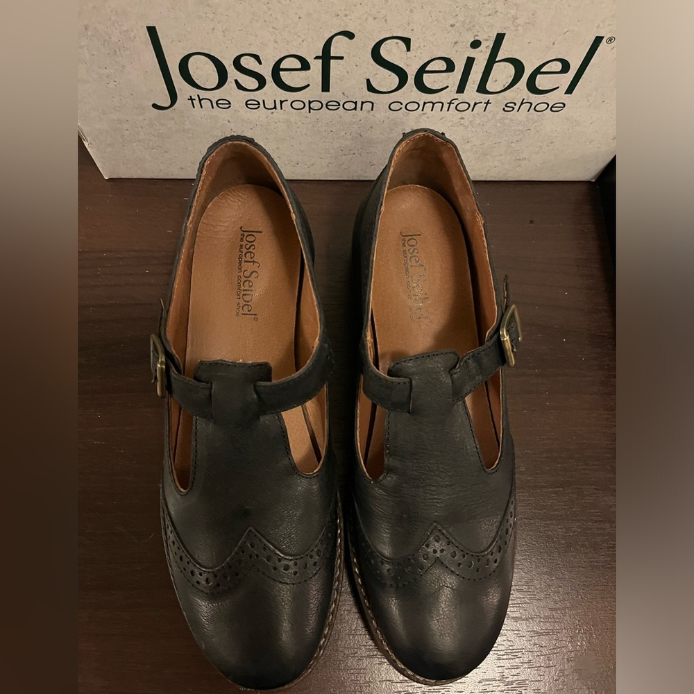 Josef Seibel Black Leather T-Strap Loafers - Picture 4 of 14